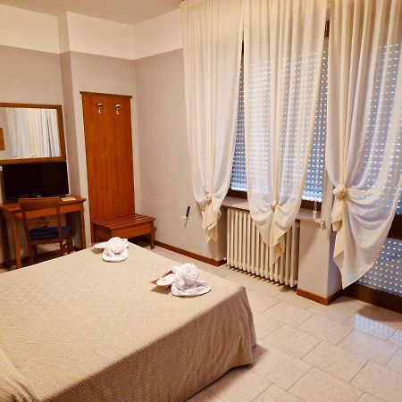 Hotel Roccaporena&Margherita Cascia Esterno foto