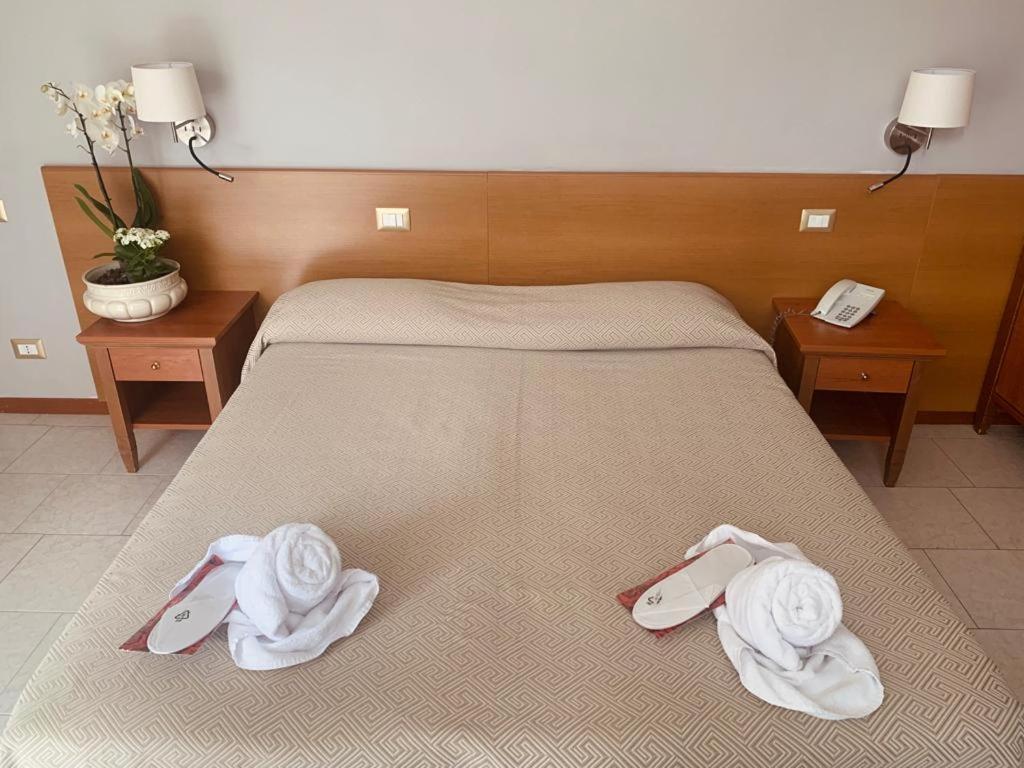 Hotel Roccaporena&Margherita Cascia Esterno foto